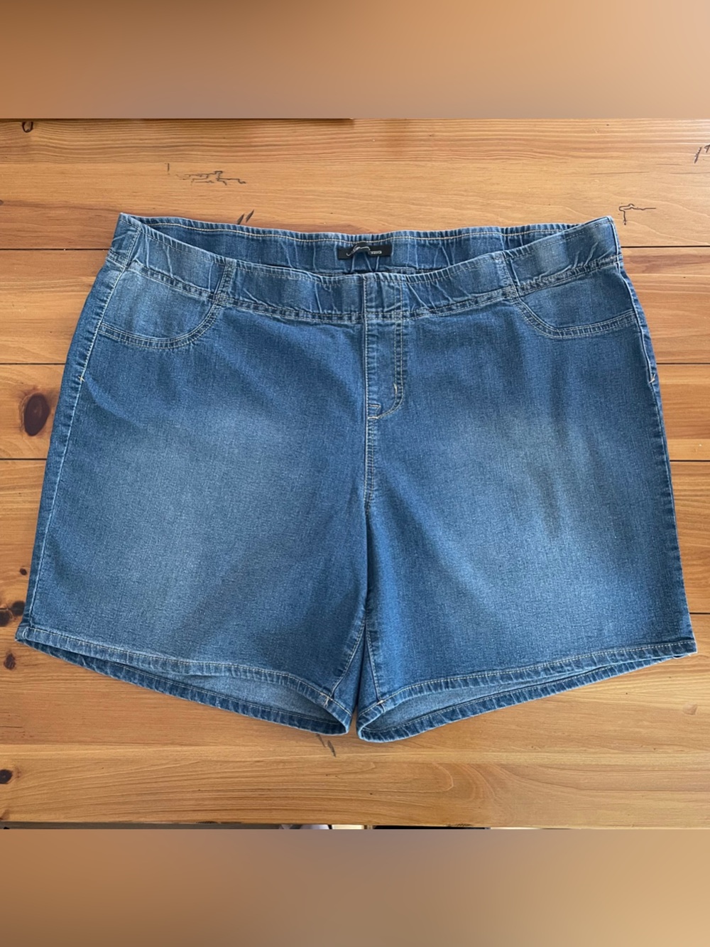 A3 Design Blue Jean Denim Shorts Pull-on Stretch Fabric Size 20W